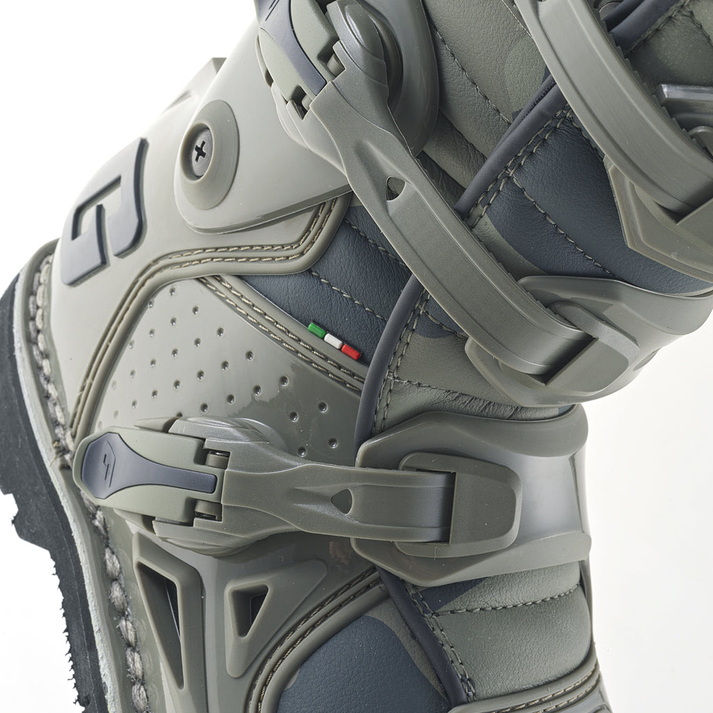 Fastback Endurance Boots Enduro Troop Sz 13